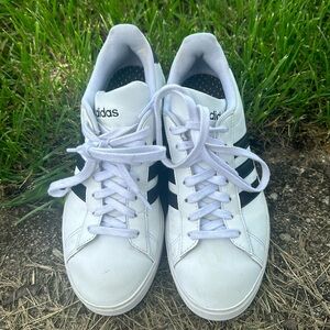 Women’s Adidas shoe